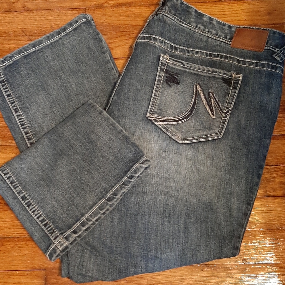 Maurices Jean's womens size 24 short